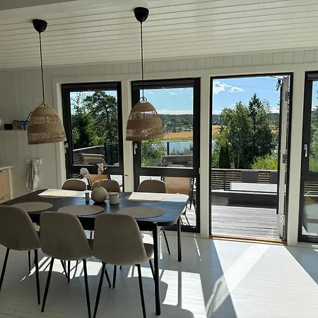 Modern With Jacuzzi And Stunning Sea View *